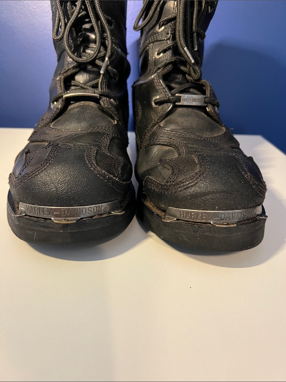 Harley-Davidson Black Leather Lace-Up Riding Boots with Metal Accents - Picture 3 of 8